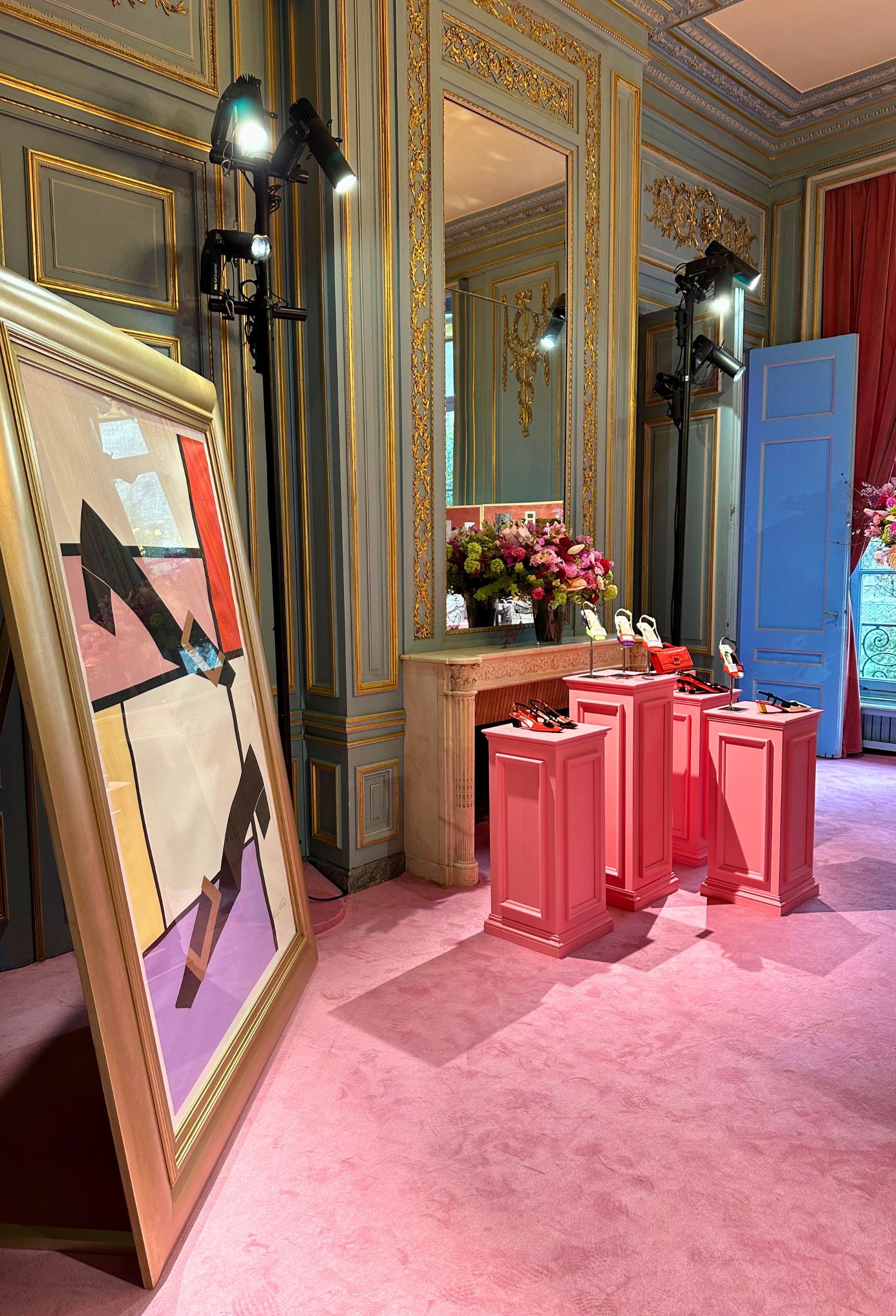 Roger vivier autumn winter 2024 fashion show