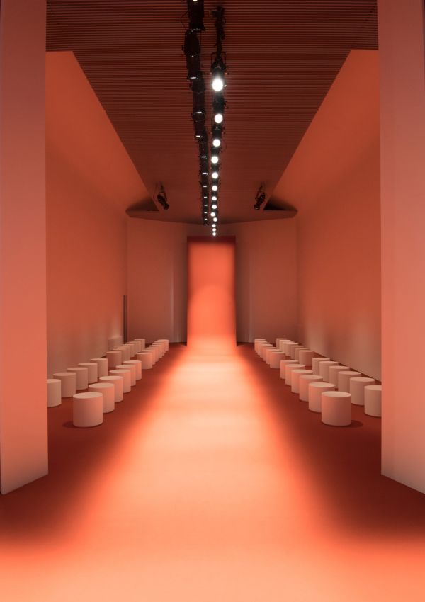 Allestimento sfilata Tod's Fall Winter 2022 Milano Fashion Week 2022