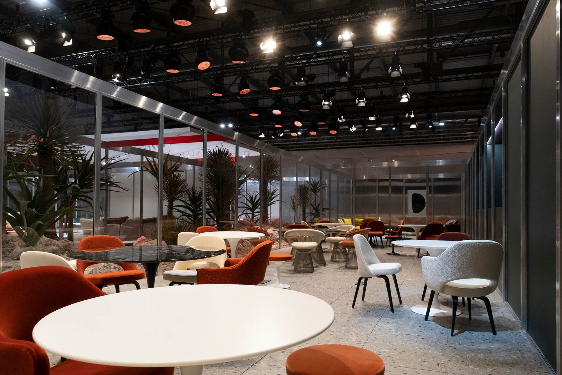 Stand Knoll al Salone del Mobile Milano 2023